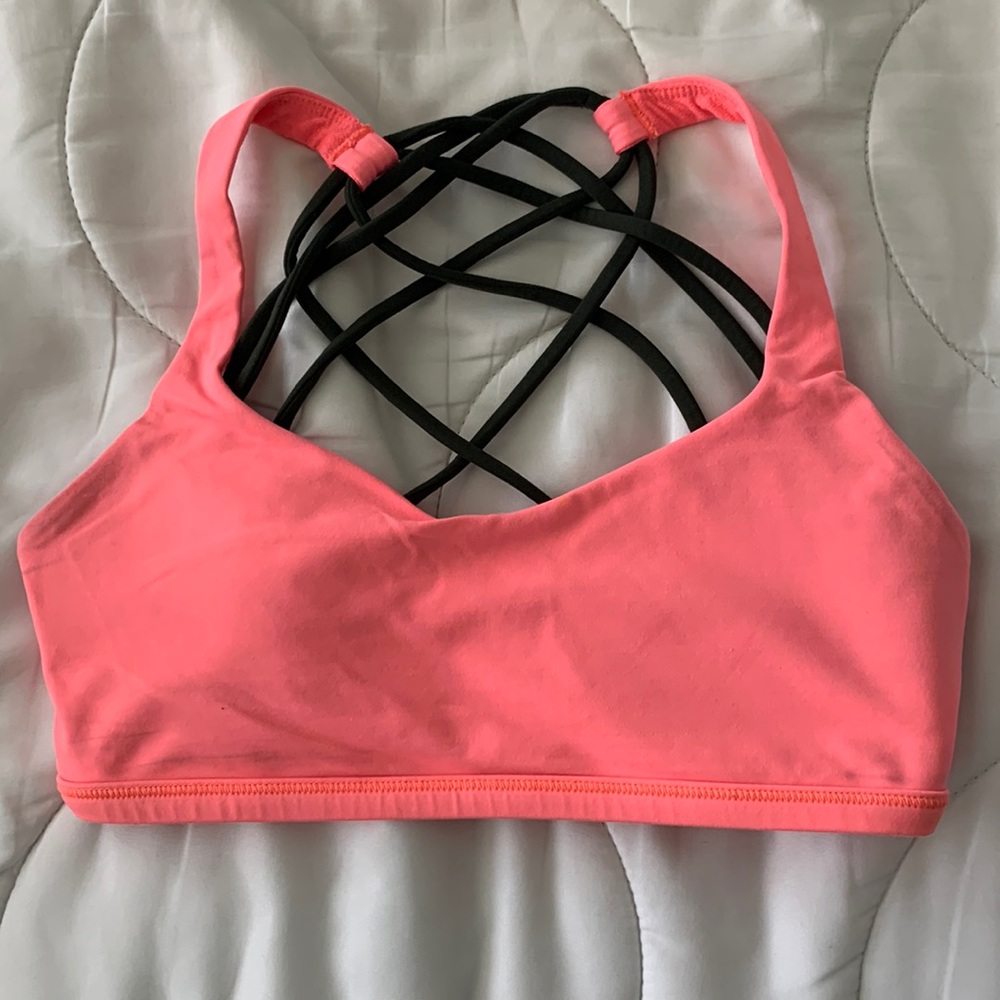 pink lululemon sports bra